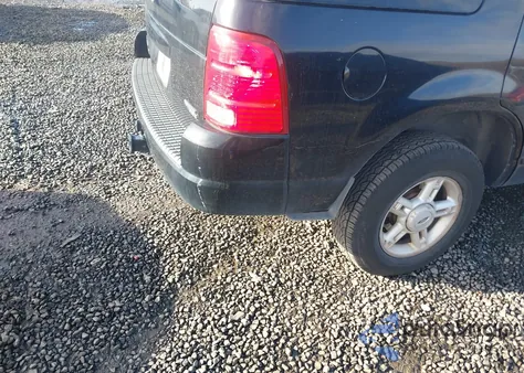2005 Ford Explorer Xlt/Xlt Sport from USA, damaged, VIN 1FMZU73K05ZA65656